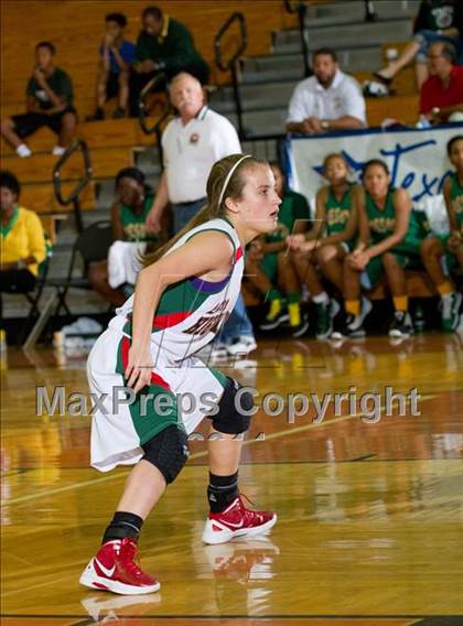 Thumbnail 2 in DeSoto @ The Woodlands (McDonald's Texas Invitational) photogallery.
