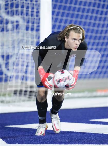 Thumbnail 2 in Allen vs. Coppell (UIL 6A Bi-District Playoff) photogallery.