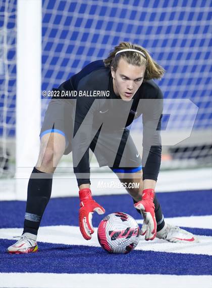 Thumbnail 3 in Allen vs. Coppell (UIL 6A Bi-District Playoff) photogallery.