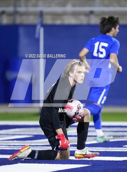 Thumbnail 3 in Allen vs. Coppell (UIL 6A Bi-District Playoff) photogallery.
