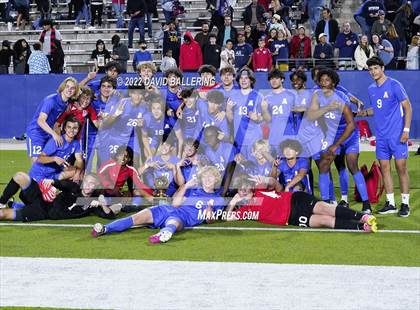 Thumbnail 1 in Allen vs. Coppell (UIL 6A Bi-District Playoff) photogallery.