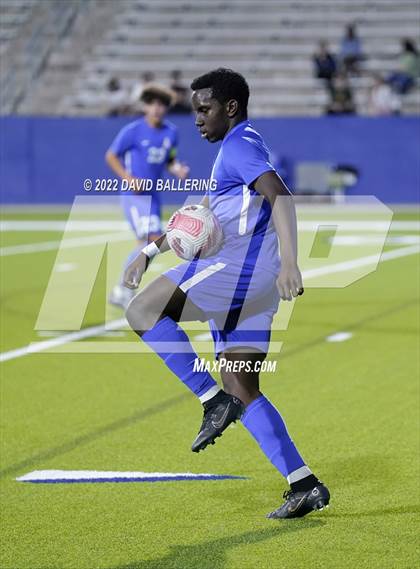 Thumbnail 3 in Allen vs. Coppell (UIL 6A Bi-District Playoff) photogallery.