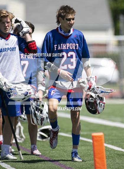 Thumbnail 1 in St. Joseph's Collegiate Institute vs. Fairport photogallery.