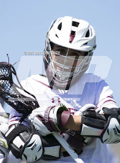 Thumbnail 2 in St. Joseph's Collegiate Institute vs. Fairport photogallery.