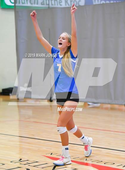 Thumbnail 1 in Cathedral Catholic vs. Santa Margarita (Nike Tournament of Champions) photogallery.