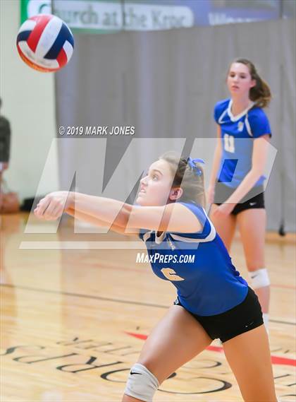Thumbnail 2 in Cathedral Catholic vs. Santa Margarita (Nike Tournament of Champions) photogallery.