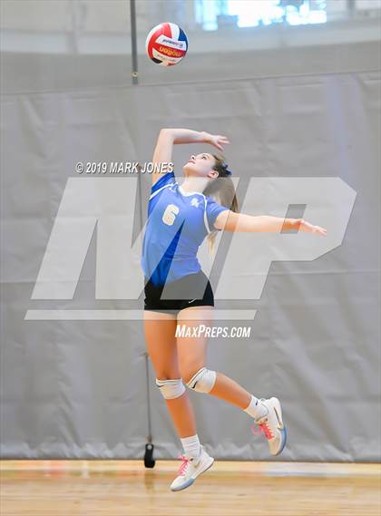 Thumbnail 2 in Cathedral Catholic vs. Santa Margarita (Nike Tournament of Champions) photogallery.