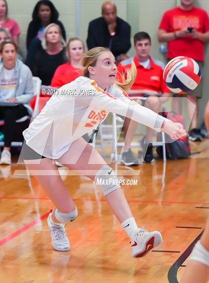 Thumbnail 2 in Cathedral Catholic vs. Santa Margarita (Nike Tournament of Champions) photogallery.