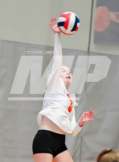 Thumbnail 3 in Cathedral Catholic vs. Santa Margarita (Nike Tournament of Champions) photogallery.