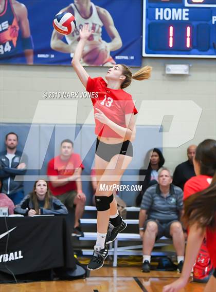 Thumbnail 2 in Cathedral Catholic vs. Santa Margarita (Nike Tournament of Champions) photogallery.
