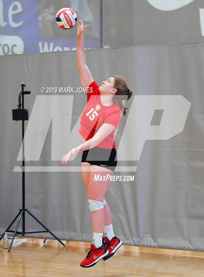 Thumbnail 2 in Cathedral Catholic vs. Santa Margarita (Nike Tournament of Champions) photogallery.