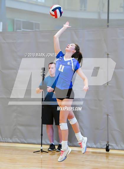 Thumbnail 3 in Cathedral Catholic vs. Santa Margarita (Nike Tournament of Champions) photogallery.