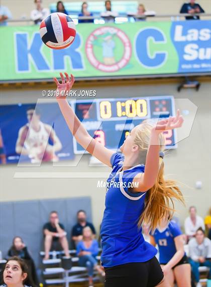 Thumbnail 1 in Cathedral Catholic vs. Santa Margarita (Nike Tournament of Champions) photogallery.