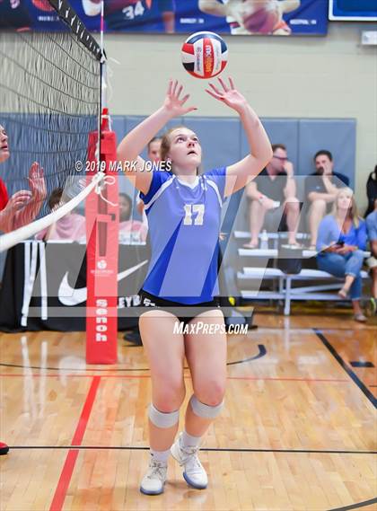 Thumbnail 3 in Cathedral Catholic vs. Santa Margarita (Nike Tournament of Champions) photogallery.
