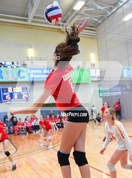 Thumbnail 3 in Cathedral Catholic vs. Santa Margarita (Nike Tournament of Champions) photogallery.