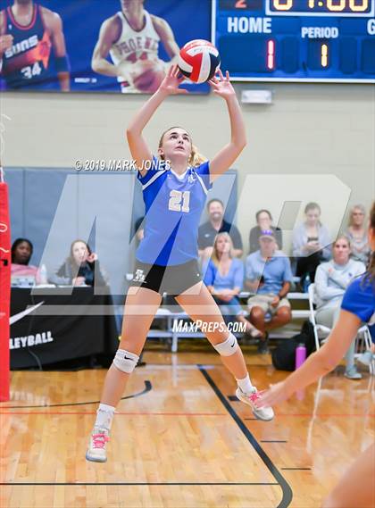 Thumbnail 3 in Cathedral Catholic vs. Santa Margarita (Nike Tournament of Champions) photogallery.