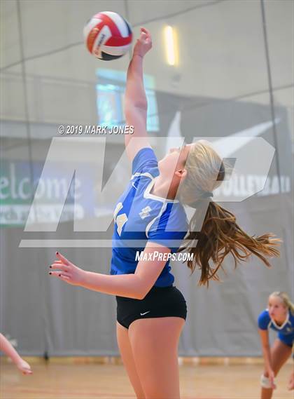 Thumbnail 1 in Cathedral Catholic vs. Santa Margarita (Nike Tournament of Champions) photogallery.