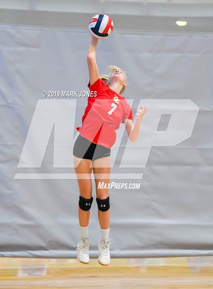 Thumbnail 3 in Cathedral Catholic vs. Santa Margarita (Nike Tournament of Champions) photogallery.