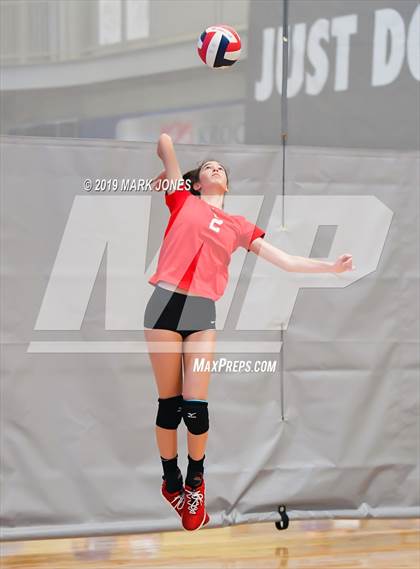 Thumbnail 2 in Cathedral Catholic vs. Santa Margarita (Nike Tournament of Champions) photogallery.