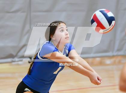 Thumbnail 3 in Cathedral Catholic vs. Santa Margarita (Nike Tournament of Champions) photogallery.