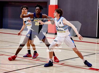Thumbnail 3 in El Capitan vs. Inderkum (Cordova Christmas Classic) photogallery.