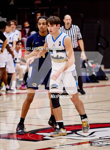 Thumbnail 3 in El Capitan vs. Inderkum (Cordova Christmas Classic) photogallery.