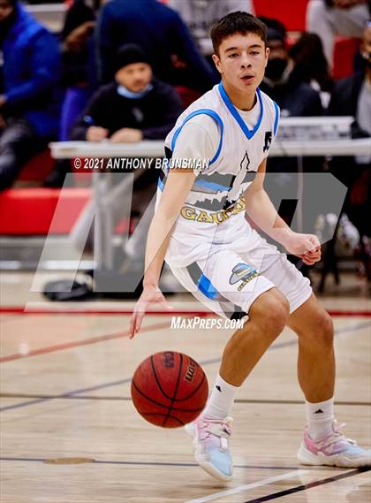 Thumbnail 2 in El Capitan vs. Inderkum (Cordova Christmas Classic) photogallery.