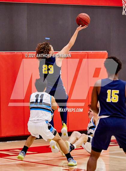 Thumbnail 1 in El Capitan vs. Inderkum (Cordova Christmas Classic) photogallery.
