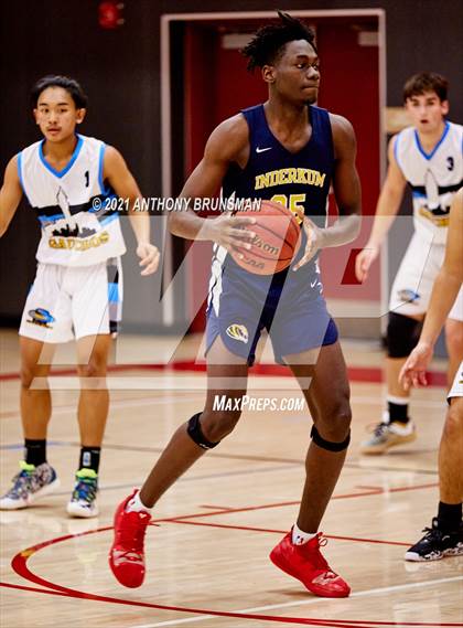 Thumbnail 1 in El Capitan vs. Inderkum (Cordova Christmas Classic) photogallery.