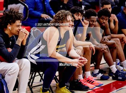 Thumbnail 2 in El Capitan vs. Inderkum (Cordova Christmas Classic) photogallery.