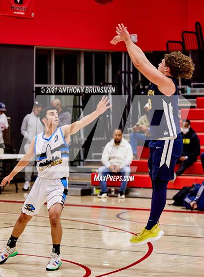 Thumbnail 3 in El Capitan vs. Inderkum (Cordova Christmas Classic) photogallery.
