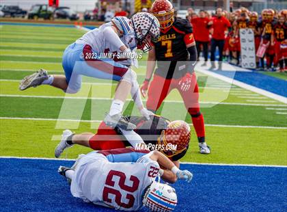 Thumbnail 2 in St. Joseph @ Roxana (IHSA 3A Second Round) photogallery.
