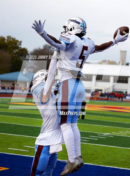 Thumbnail 1 in St. Joseph @ Roxana (IHSA 3A Second Round) photogallery.