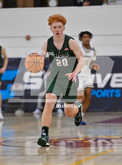 Thumbnail 1 in St. John Bosco vs. De La Salle (Torrey Pines Holiday Classic) photogallery.