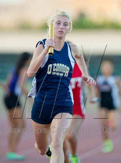 Thumbnail 2 in NISD District Track Meet photogallery.