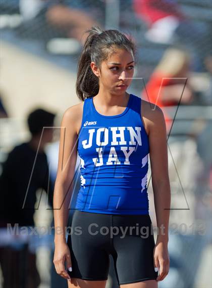 Thumbnail 1 in NISD District Track Meet photogallery.