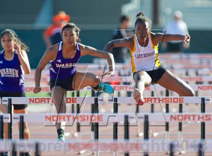 Thumbnail 3 in NISD District Track Meet photogallery.