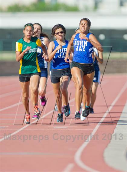 Thumbnail 3 in NISD District Track Meet photogallery.