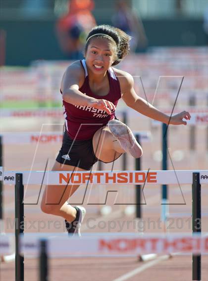 Thumbnail 3 in NISD District Track Meet photogallery.