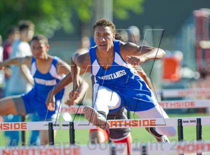 Thumbnail 1 in NISD District Track Meet photogallery.