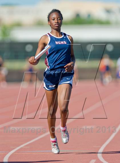 Thumbnail 1 in NISD District Track Meet photogallery.