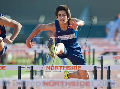 Thumbnail 1 in NISD District Track Meet photogallery.