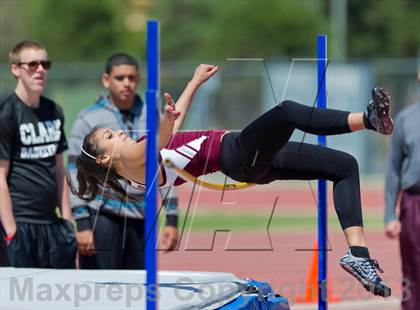 Thumbnail 3 in NISD District Track Meet photogallery.