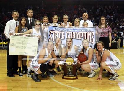 Thumbnail 1 in Paonia vs. Wray (CHSAA 2A Final) photogallery.