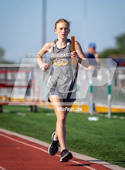 Thumbnail 2 in Tiger Relays photogallery.