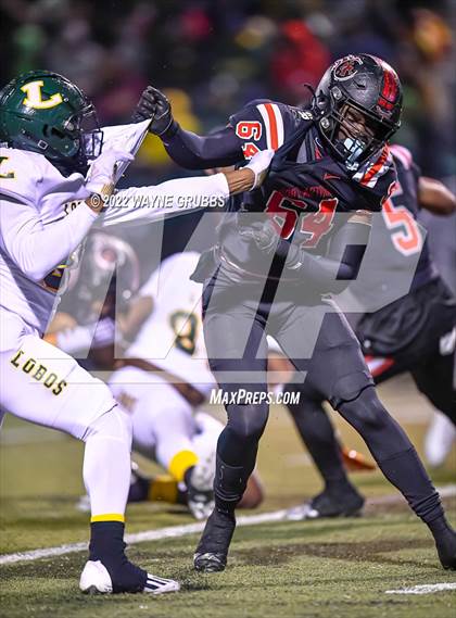 Thumbnail 3 in Longview vs. Port Arthur Memorial (UIL 5A DI Region Semifinal) photogallery.