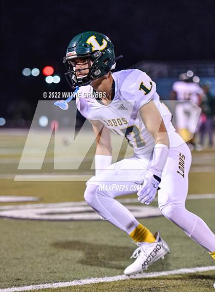 Thumbnail 1 in Longview vs. Port Arthur Memorial (UIL 5A DI Region Semifinal) photogallery.