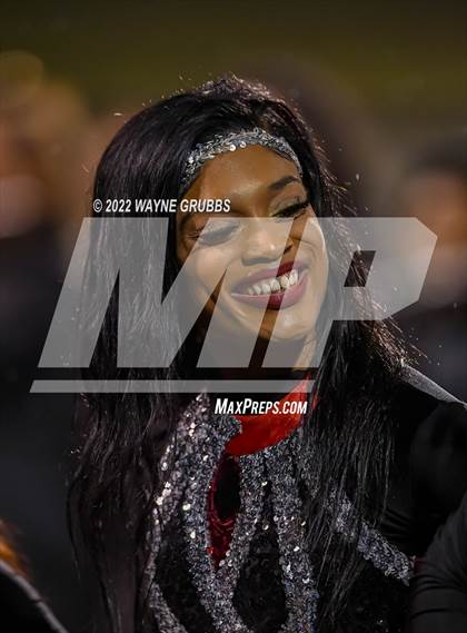 Thumbnail 1 in Longview vs. Port Arthur Memorial (UIL 5A DI Region Semifinal) photogallery.