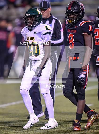 Thumbnail 1 in Longview vs. Port Arthur Memorial (UIL 5A DI Region Semifinal) photogallery.