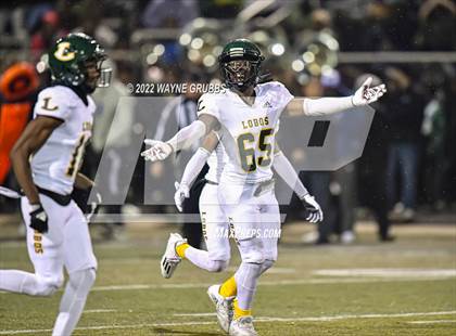Thumbnail 1 in Longview vs. Port Arthur Memorial (UIL 5A DI Region Semifinal) photogallery.